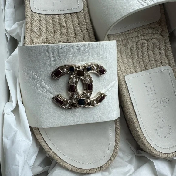 Brand New Never Worn Chanel Stud Encrusted Slides - Picture 5 of 8